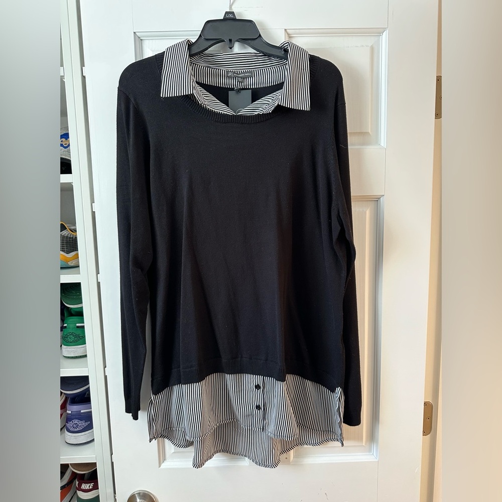 🆕 Adrianna Papell Monochrome Striped Collar Blouse